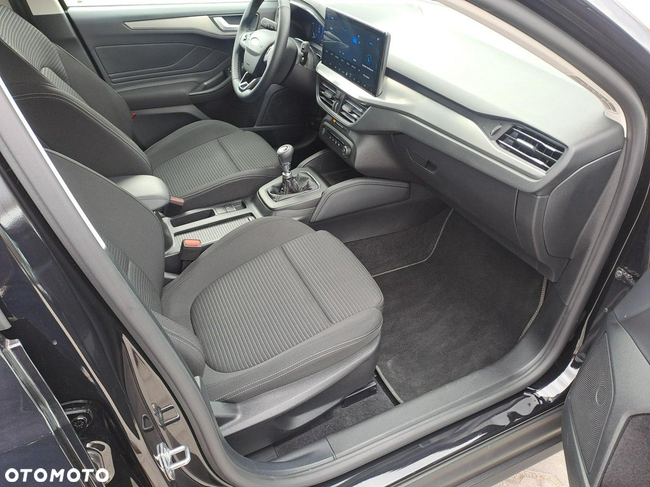 Ford Focus 1.0 EcoBoost mHEV Titanium X - 14