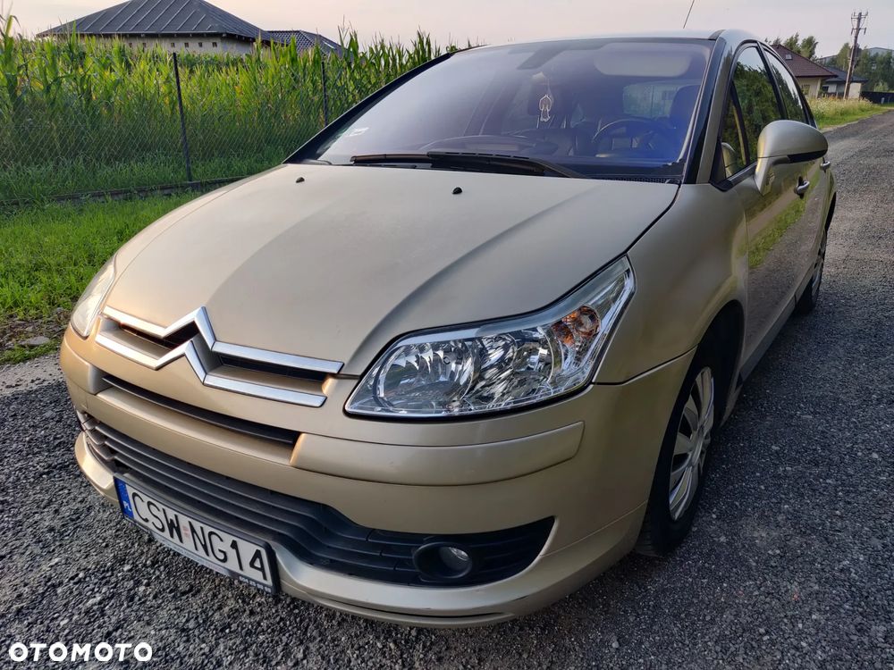 Citroën C4 1.6 16V Impress - 1