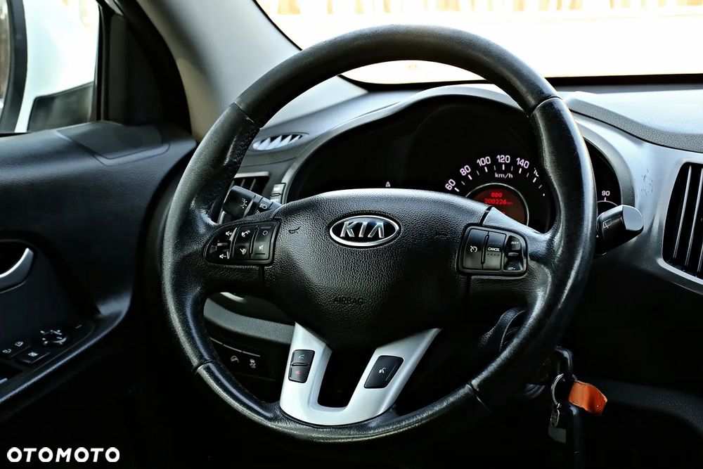 Kia Sportage 2.0 CRDI 4WD Cup - 34