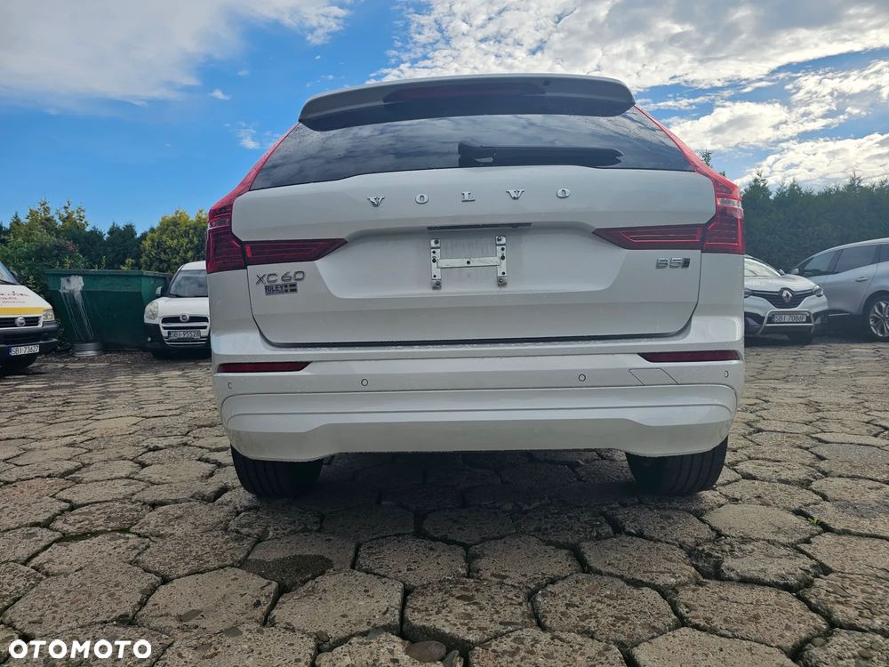 Volvo XC 60 B5 B AWD Geartronic Momentum Pro - 4