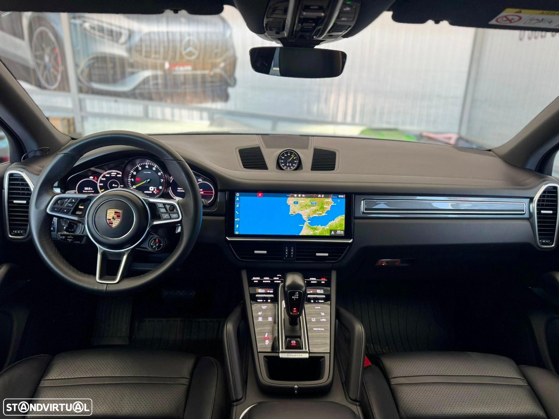 Porsche Cayenne - 9