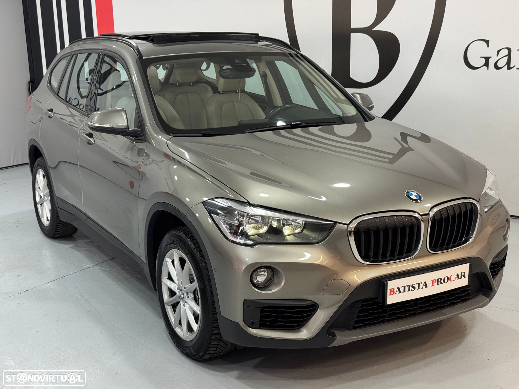 BMW X1 16 d sDrive Advantage - 4