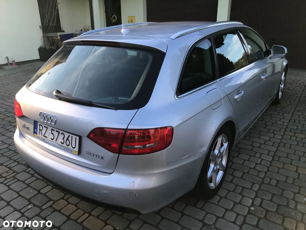 Audi A4 Avant 2.0 TDI DPF Ambiente - 22