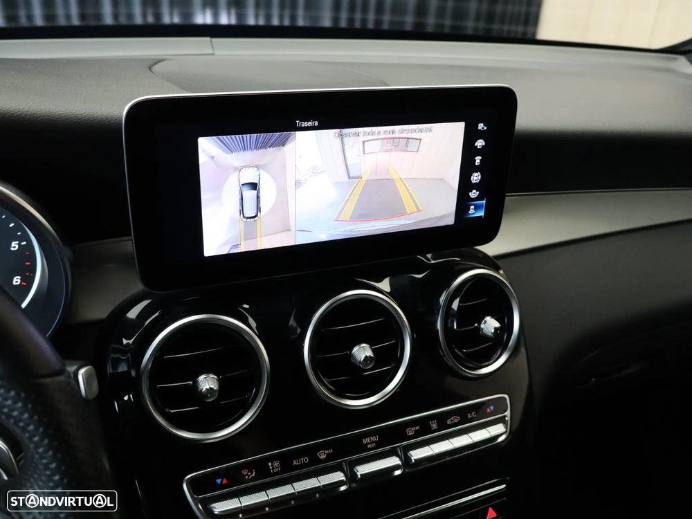 Mercedes-Benz GLC 300 de 4Matic - 23