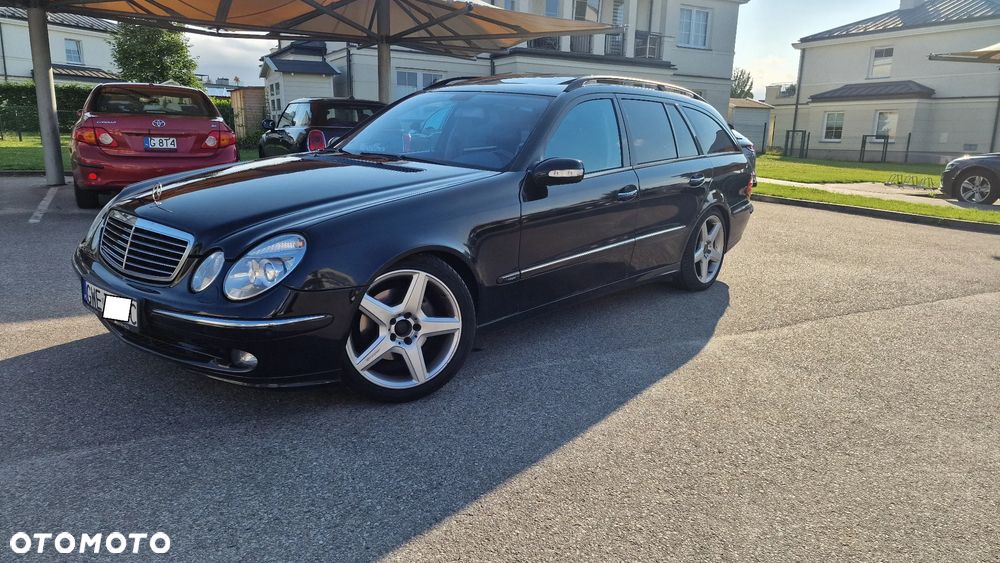 Mercedes-Benz Klasa E 320 CDI T Avantgarde - 1