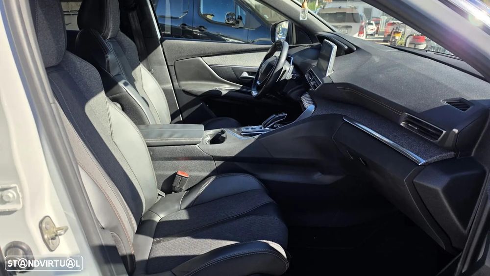Peugeot 3008 1.6 BlueHDi GT Line EAT6 - 22