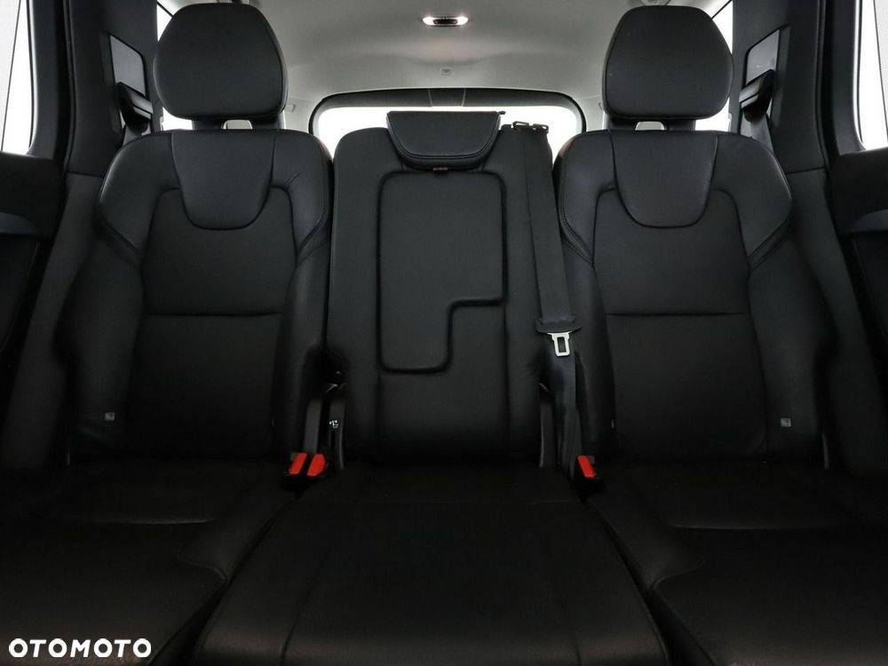 Volvo XC 90 T8 AWD Twin Engine Geartronic Momentum - 19
