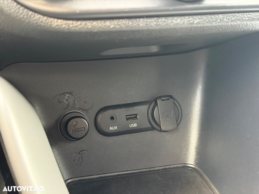 Kia Ceed 1.4 GSL STAR - 18