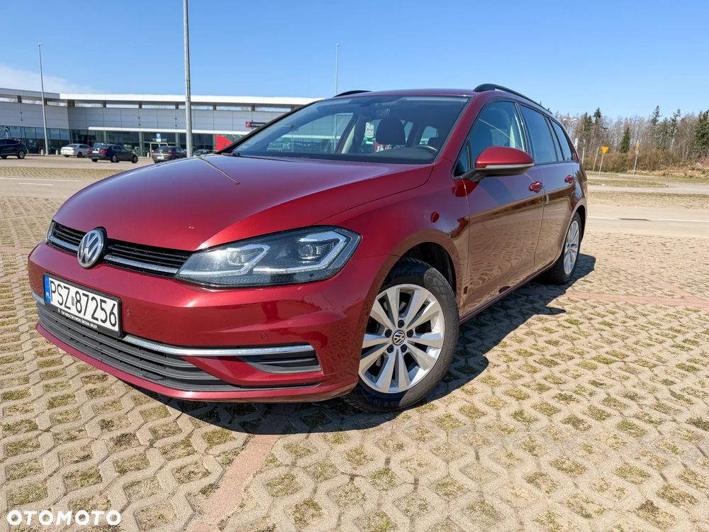 Volkswagen Golf - 2