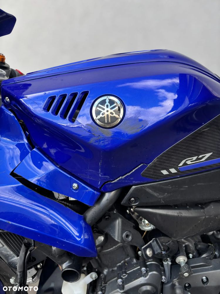 Yamaha YZF - 8