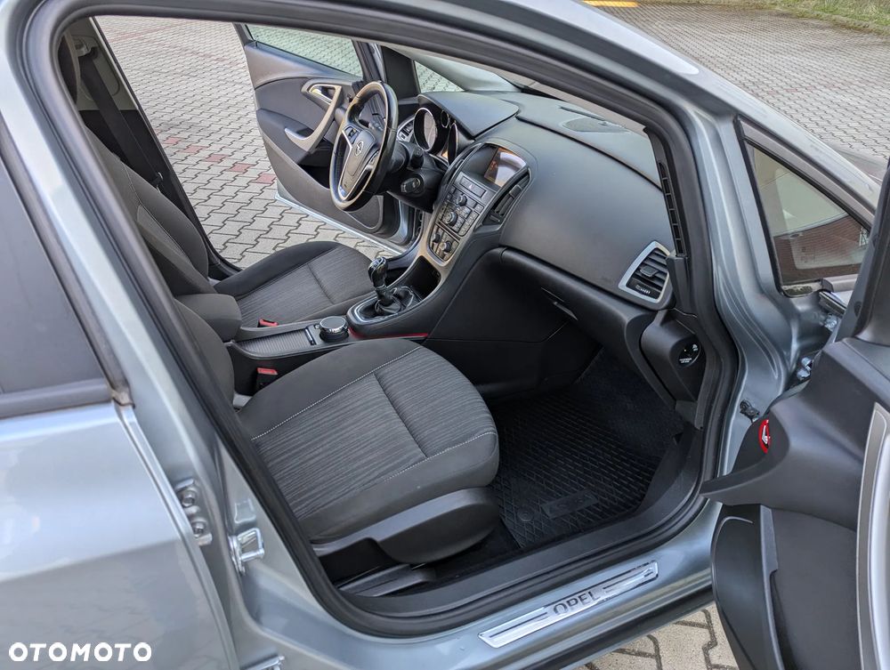 Opel Astra 1.4 T Sport - 38