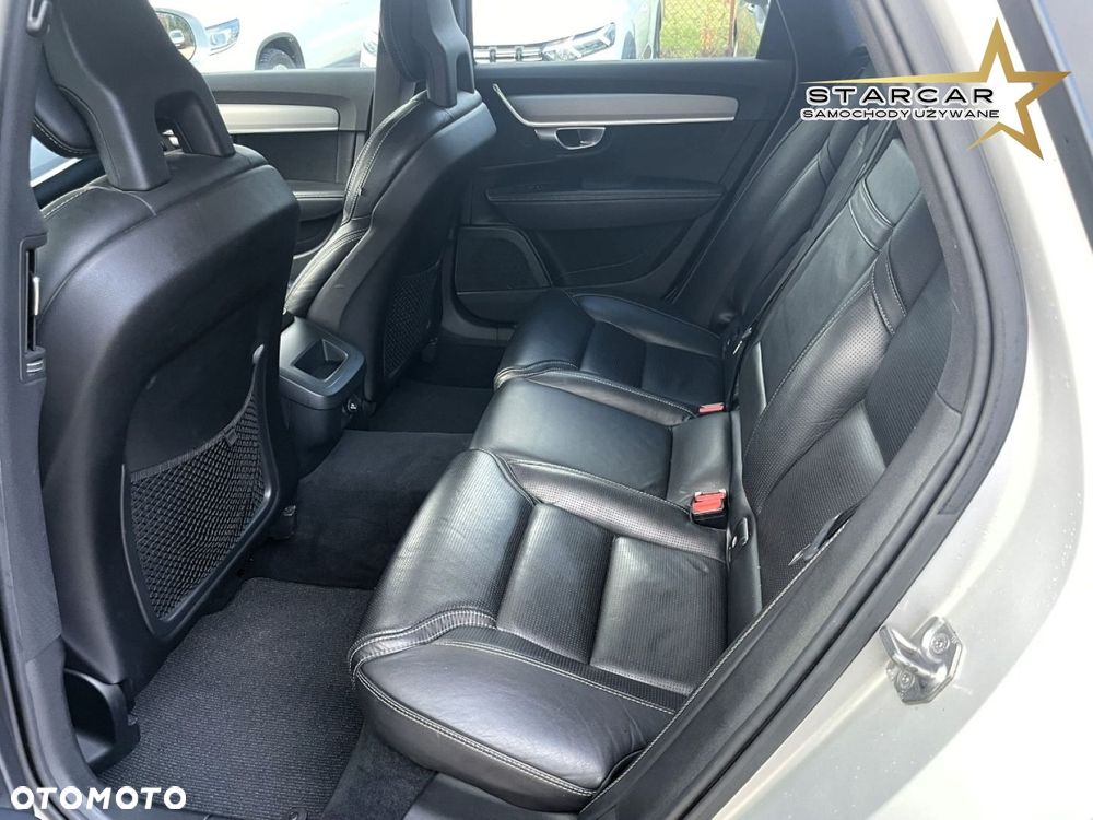 Volvo V90 Cross Country - 13