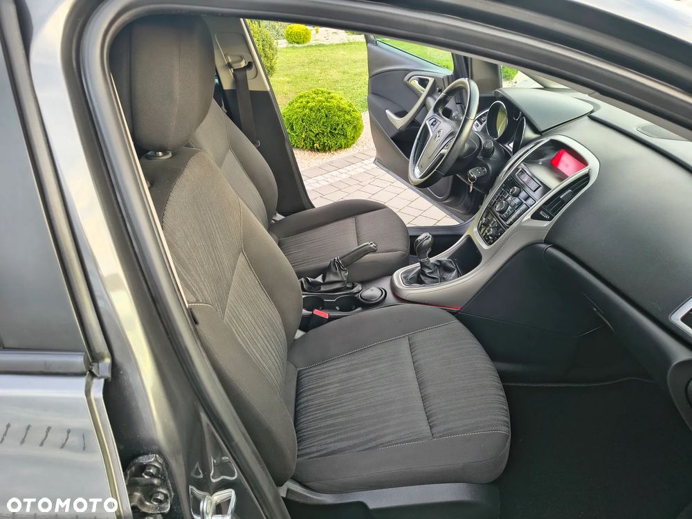 Opel Astra 1.4 Turbo - 27