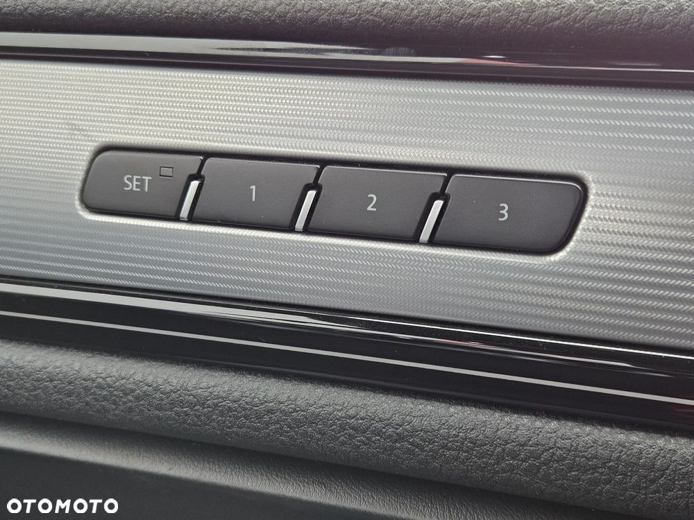 Volkswagen Touareg 3.0 V6 TDI BMT Perfectline R-Style - 21