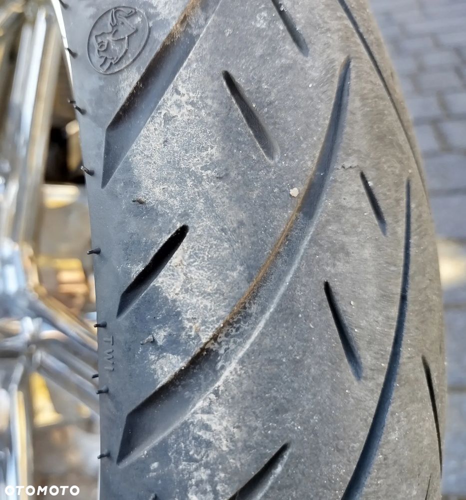 Harley-Davidson Softail V-Rod - 13