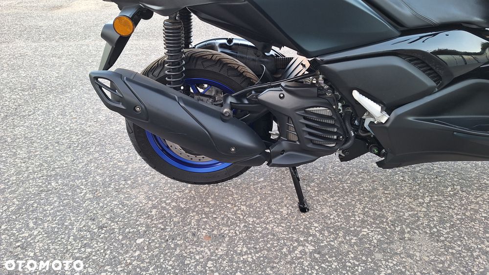 Yamaha X-max - 15