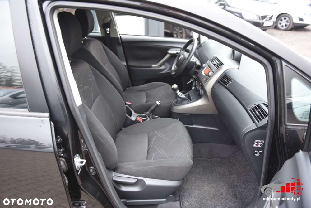 Toyota Verso 1.6 5-Sitzer Comfort - 17
