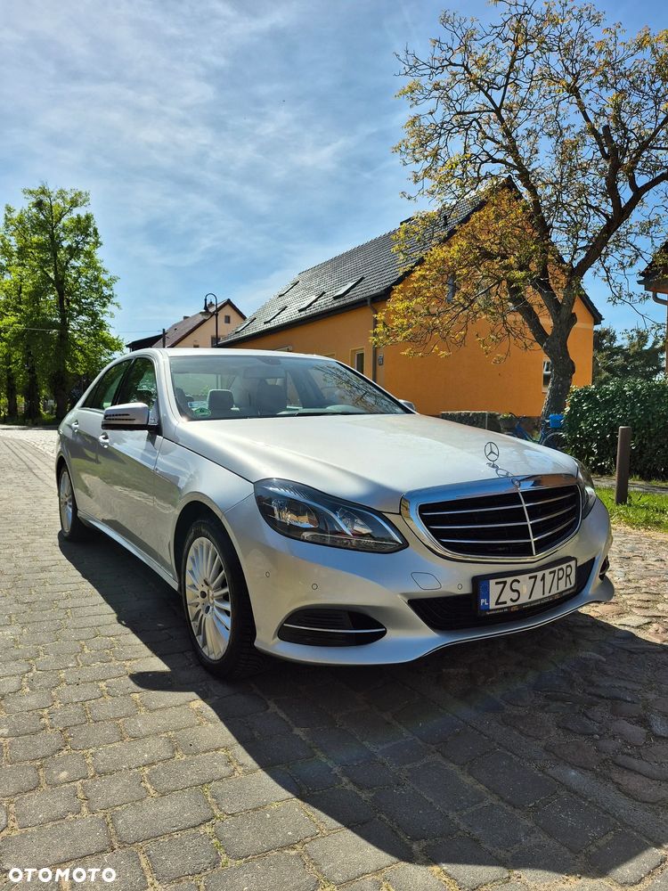 Mercedes-Benz Klasa E 200 BlueTEC 7G-TRONIC Elegance - 1