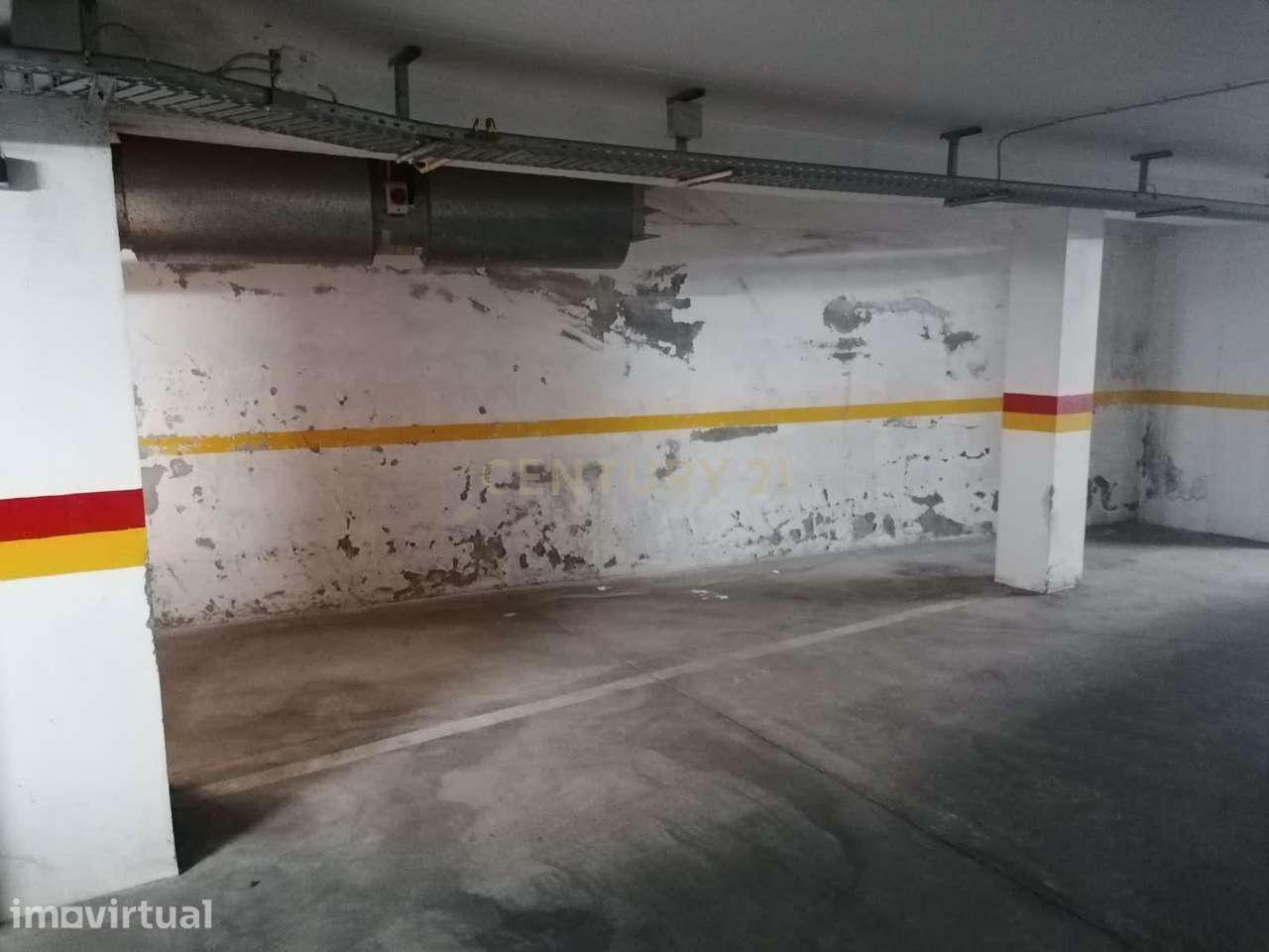 Estacionamento- Lugar de garagem no Condominio de São Domingos, Évora - Grande imagem: 2/8