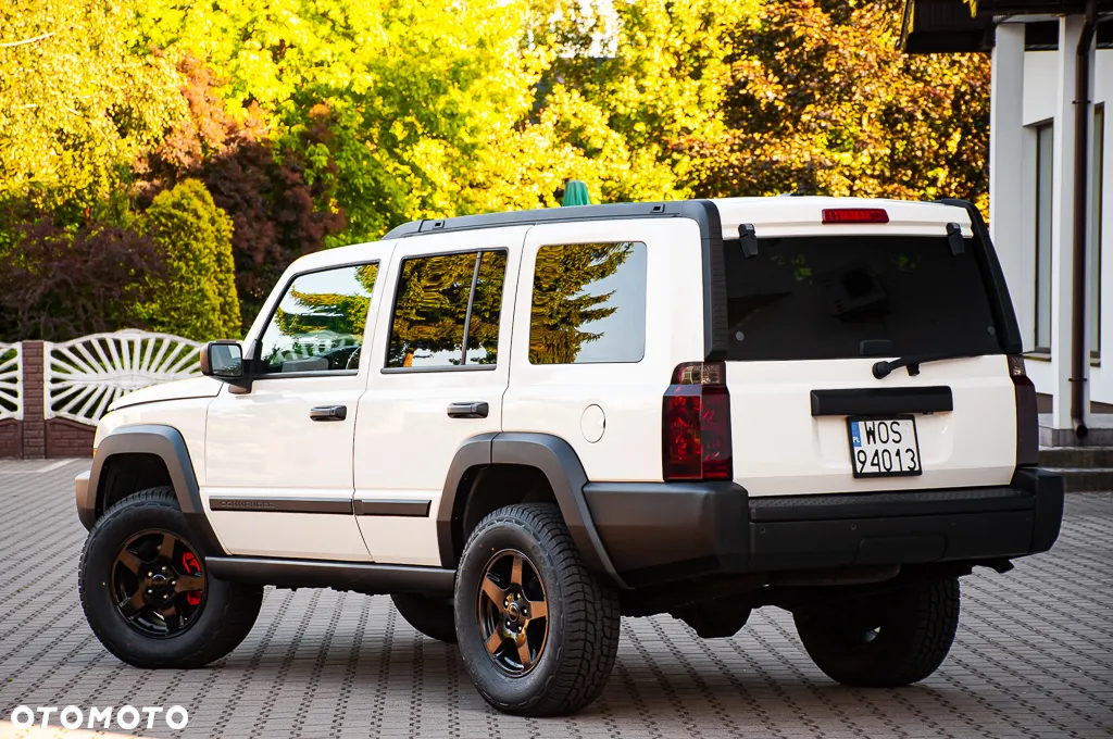 Jeep Commander 3.7 V6 - 12