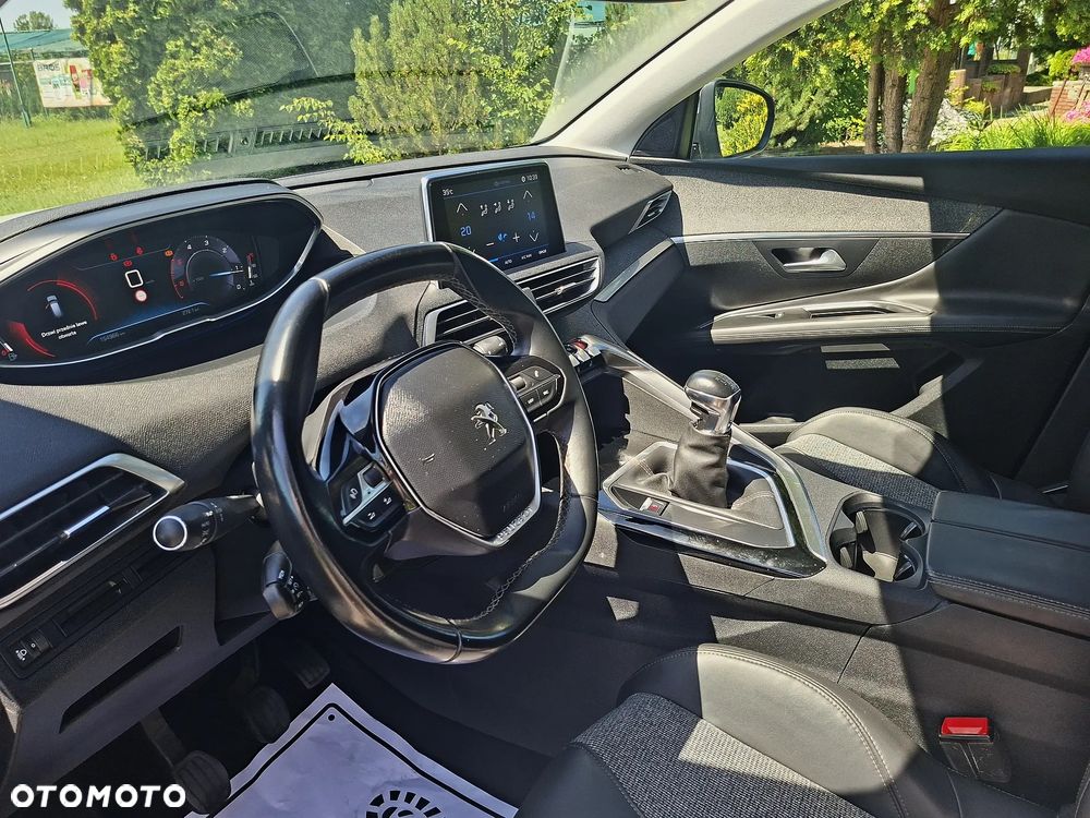Peugeot 3008 - 12