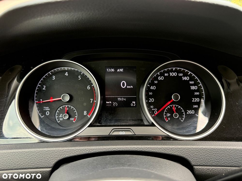 Volkswagen Golf 1.0 TSI OPF Comfortline - 21