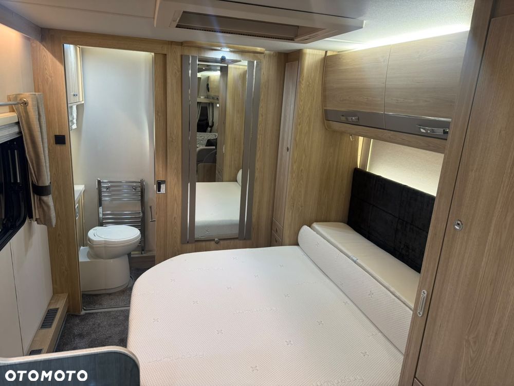 Elddis Crusader Mistral - 9