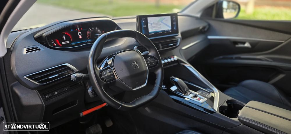 Peugeot 5008 PureTech 130 EAT8 Stop & Start Allure Pack - 16