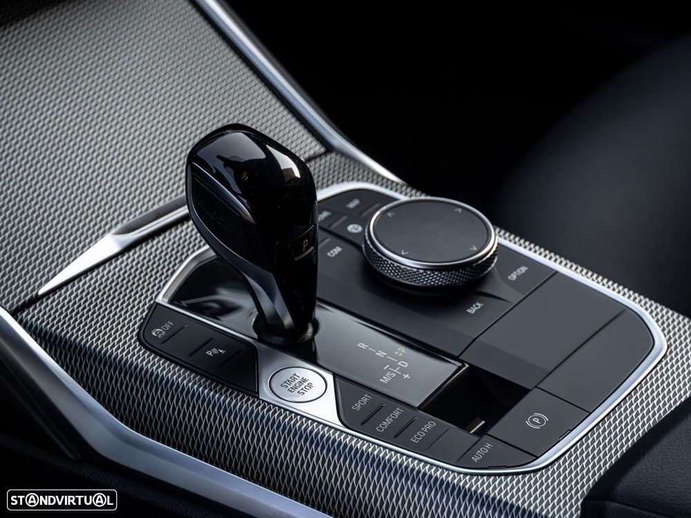 BMW 320 - 18