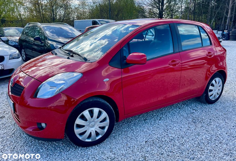 Toyota Yaris 1.3 Luna Hit - 12