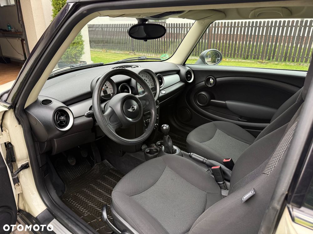 MINI ONE Standard - 19