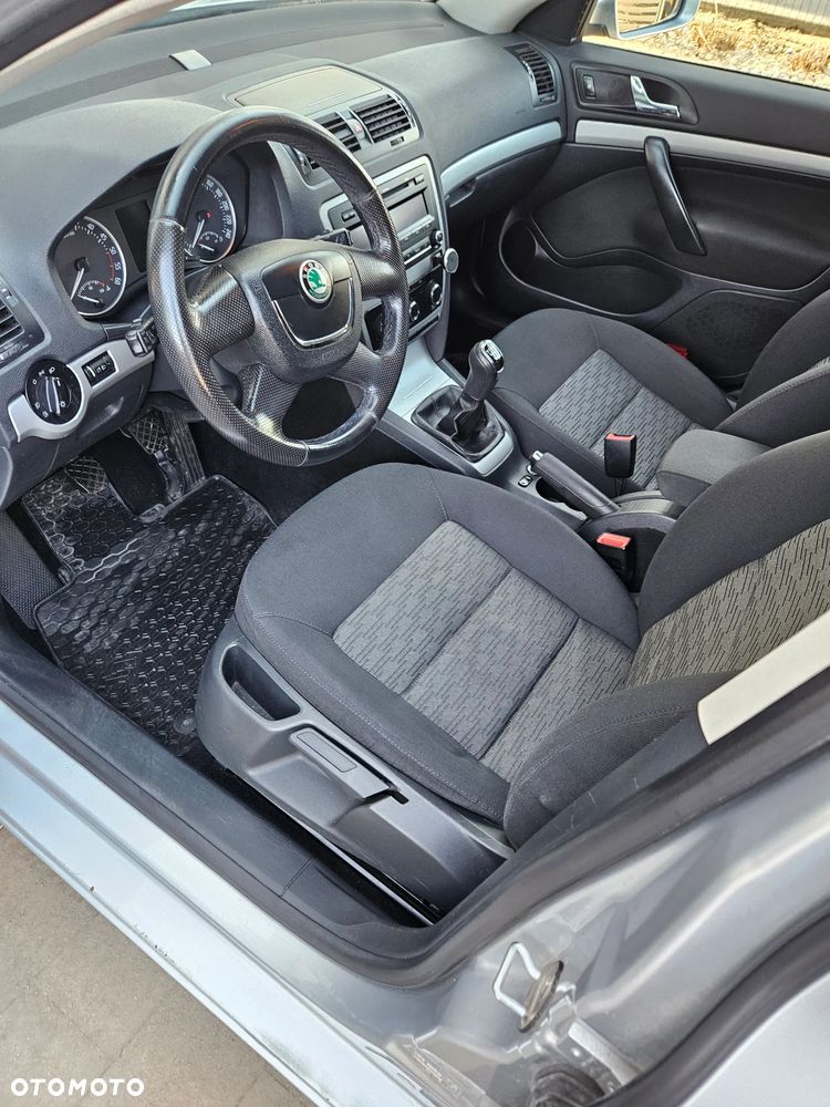 Skoda Octavia 2.0 TDI Ambiente - 3