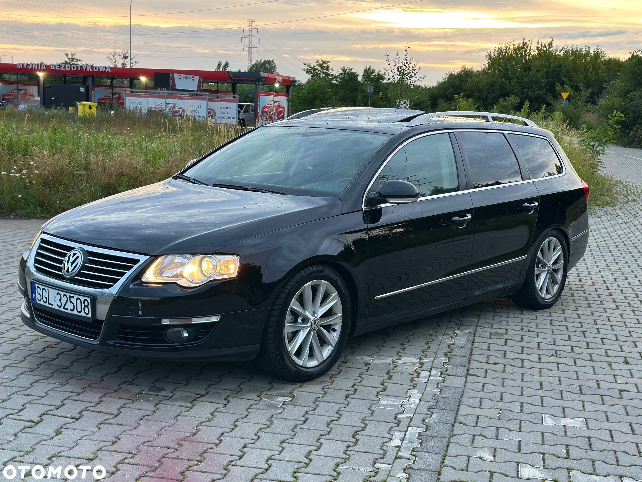 Volkswagen Passat 2.0 TDI DPF Highline DSG - 1