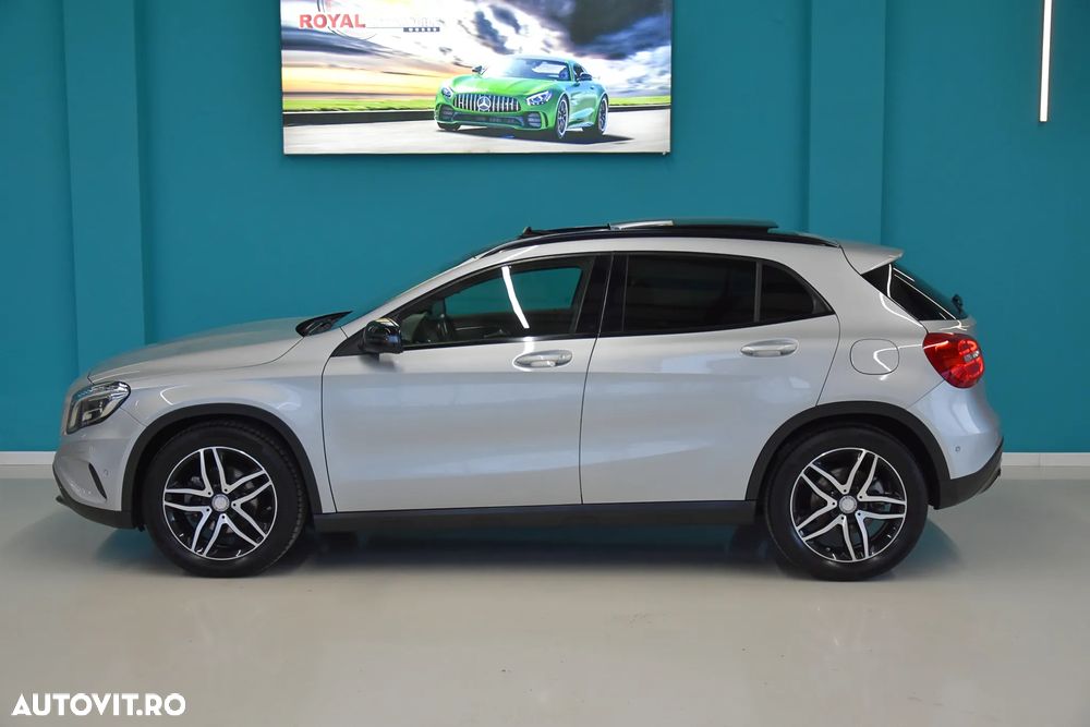 Mercedes-Benz GLA 200 AMG Line - 13