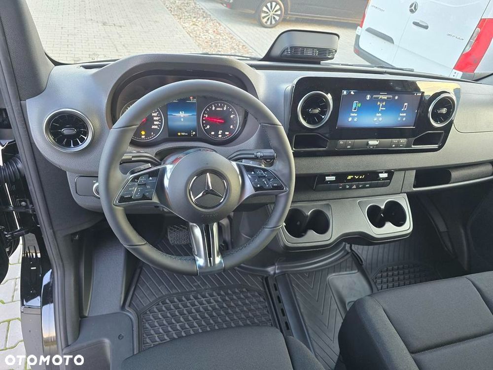 Mercedes-Benz Sprinter 319 CDI Long PRO 9G-Tronic - 17