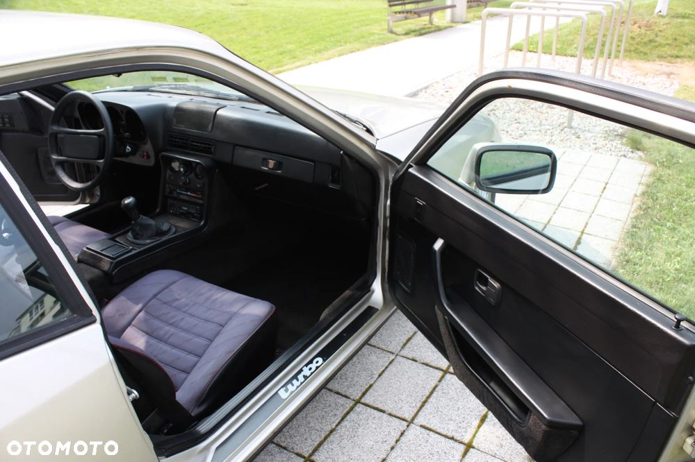 Porsche 924 - 27