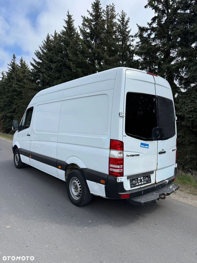 Mercedes-Benz SPRINTER 313 - 4