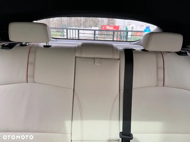 BMW X4 M M40i - 12