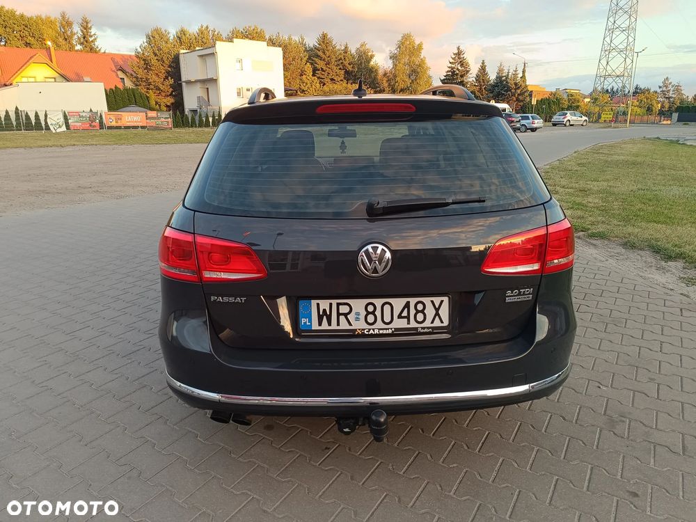 Volkswagen Passat 2.0 TDI DSG BlueMotion Technology Comfortline - 16