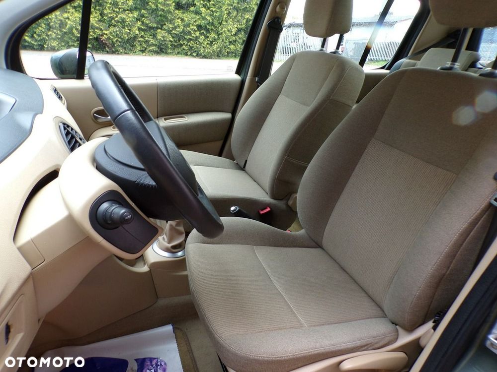 Renault Modus - 20