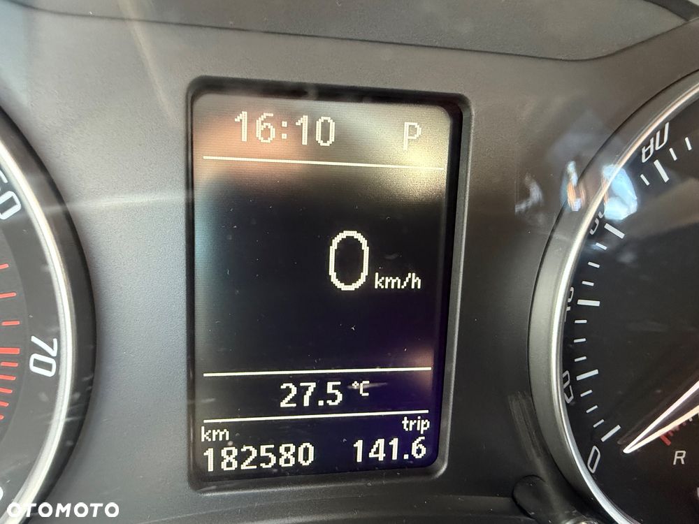 Skoda Octavia 1.8 TSI DSG Laurin & Klement - 24
