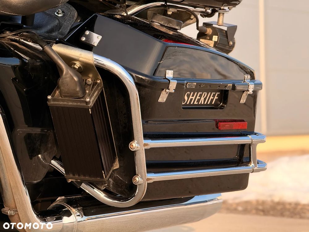 Harley-Davidson FLHT Electra Glide Standard - 39