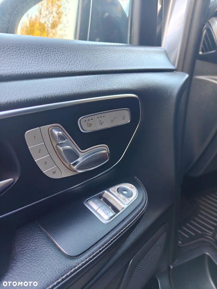 Mercedes-Benz Klasa V 250 (BlueTEC) d Avantgarde 7G-Tronic (d³ugi) - 17