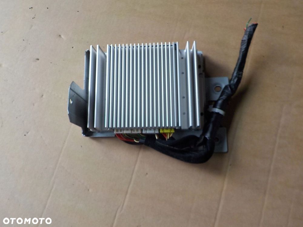 wzmacniacz radia kia soul I 963702K501 - 1