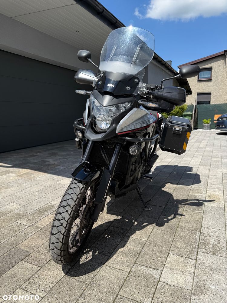 Honda VFR - 2