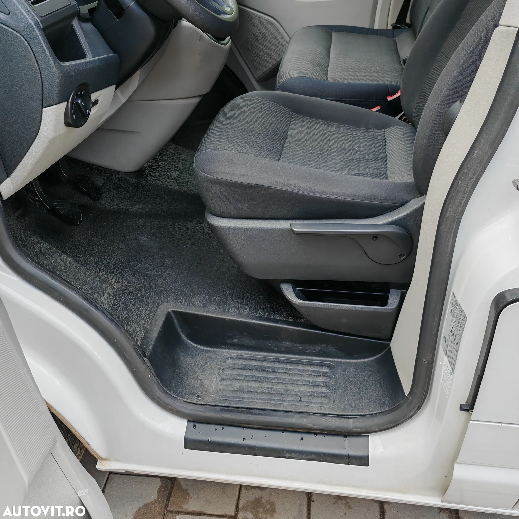 Volkswagen Transporter - 3
