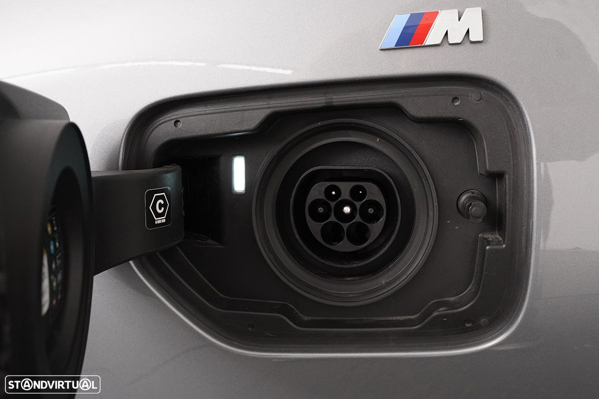 BMW 330 e Touring Pack Desportivo M Auto - 7