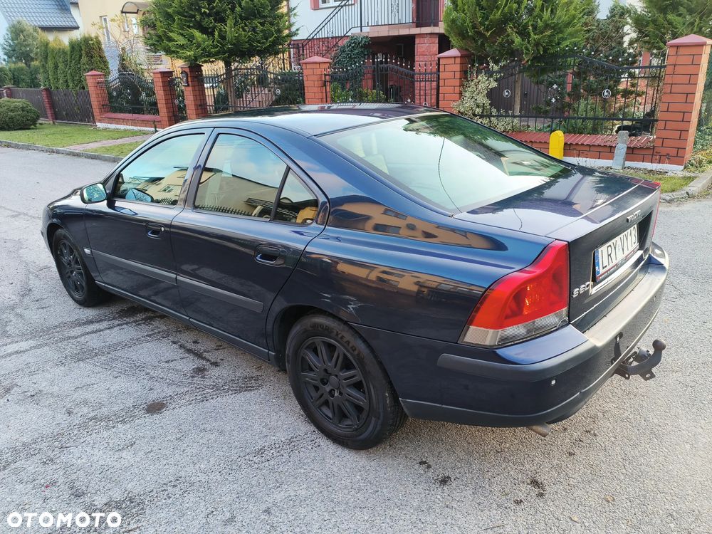 Volvo S60 2.4 Momentum - 3