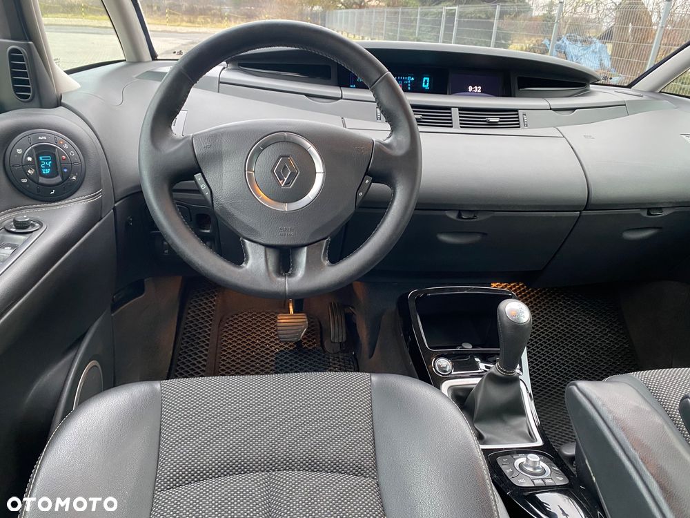 Renault Espace 2.0 dCi FAP Navitech - 13