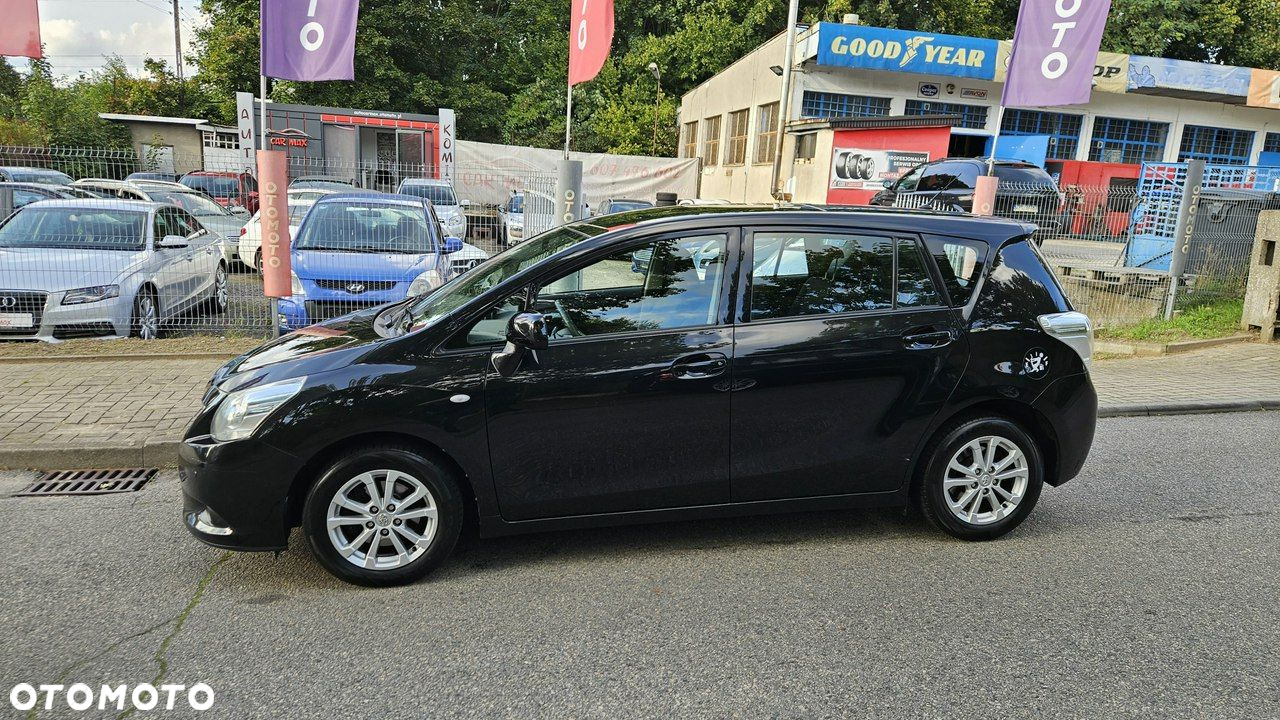 Toyota Verso 1.8 5-Sitzer Life - 17